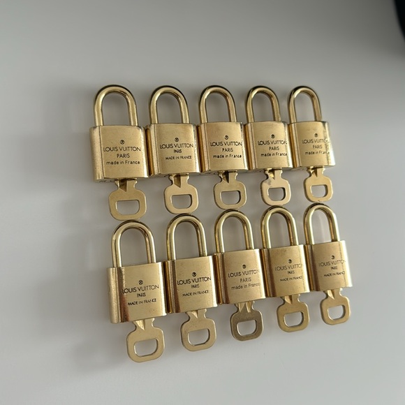 Louis Vuitton Locks & Keys in Mint Condition (Price is per Lock & Key) - Picture 3 of 7